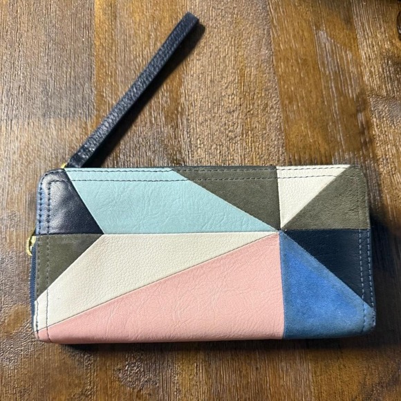 Fossil Wristlet/Wallet - Picture 1 of 4